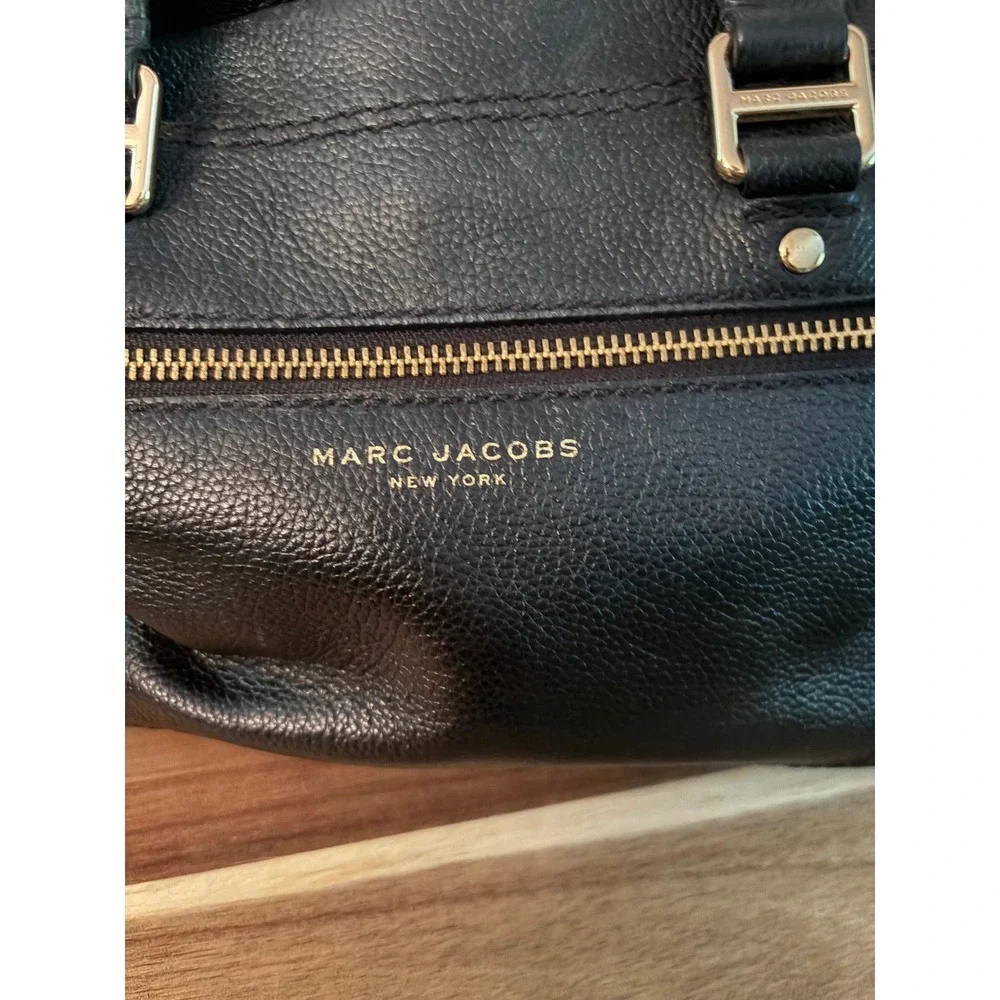 Marc Jacobs Black Leather Cruiser Satchel Bag with Crossbody Strap EUC